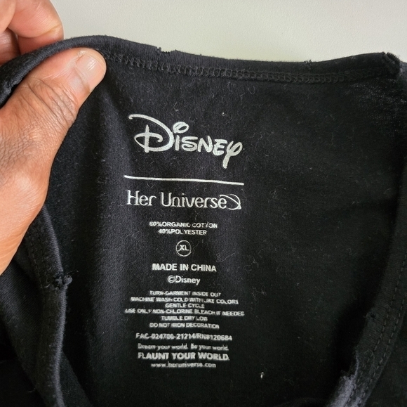 Disney Tee Shirt Women XL Black Beauty & The Beast Break The Spell Distressed - Picture 5 of 14